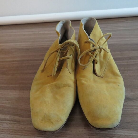 VINTAGE GUCCI Butter Yellow Suede Chukka Lace Up Flat Boots Booties - Size US 6 - Picture 7 of 15